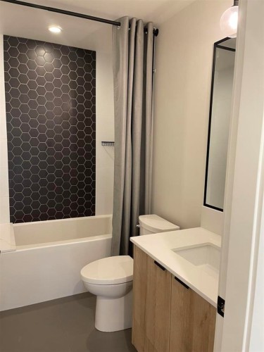 66-14541 Winter Crescent, Surrey, BC 