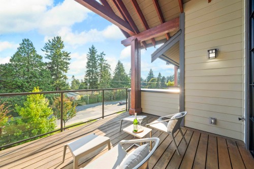 209-13585 16 Avenue, Surrey, BC 