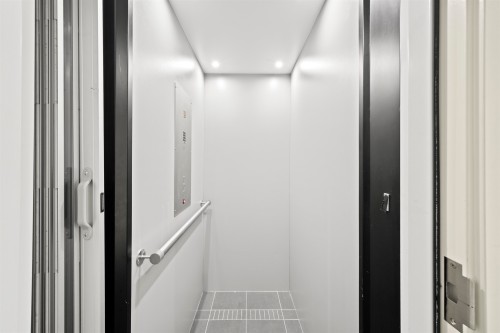 209-13585 16 Avenue, Surrey, BC 