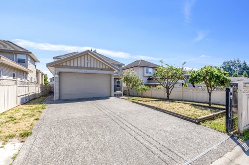 5639 148 Street, Surrey, BC 