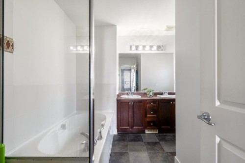 6143 150B Street, Surrey, BC 