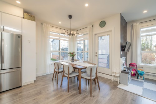 60-7177 194A Street, Surrey, BC 