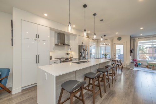 60-7177 194A Street, Surrey, BC 