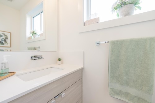 60-7177 194A Street, Surrey, BC 