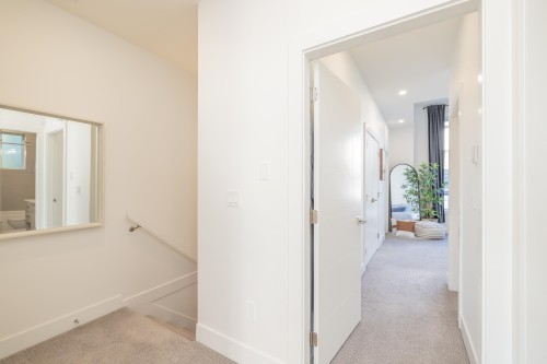 60-7177 194A Street, Surrey, BC 