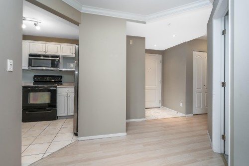 204-32075 George Ferguson Way, Abbotsford, BC 