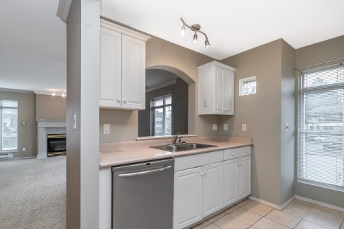 204-32075 George Ferguson Way, Abbotsford, BC 