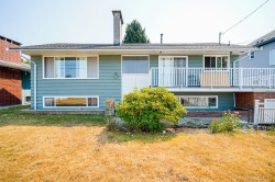 13792 112 Avenue  Surrey, BC V3R 2G3