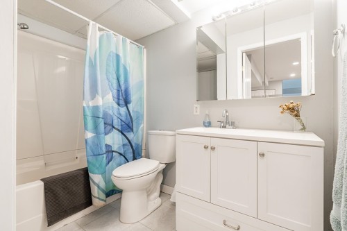 6119 166A Street, Surrey, BC 