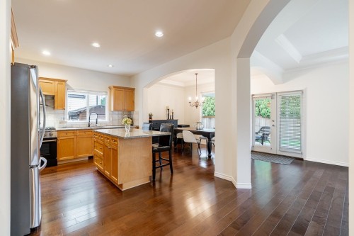 6119 166A Street, Surrey, BC 