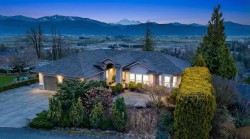 36046 Spyglass Court  Abbotsford, BC V3G 2W7