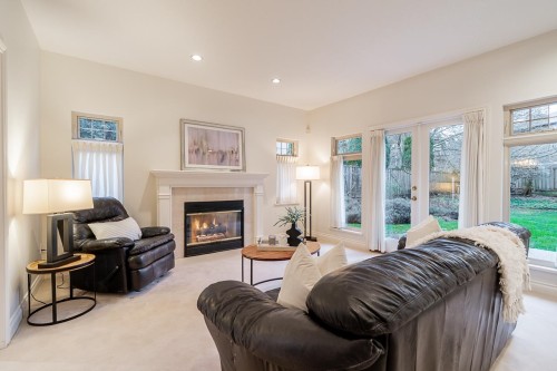 12570 18 Avenue, Surrey, BC 