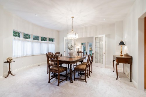 12570 18 Avenue, Surrey, BC 