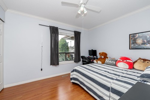 5690 Sunrise Crescent W, Surrey, BC 