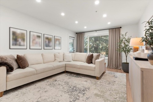 211-2581 Langdon Street, Abbotsford, BC 