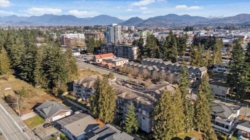 211-2581 Langdon Street, Abbotsford, BC 