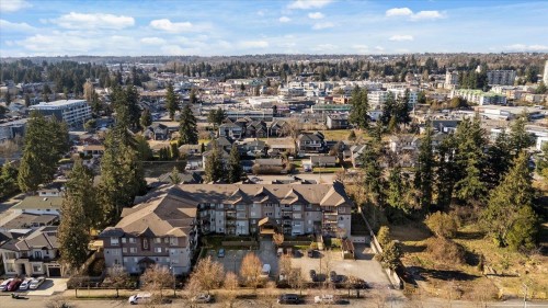 211-2581 Langdon Street, Abbotsford, BC 