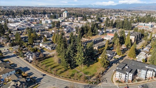 211-2581 Langdon Street, Abbotsford, BC 