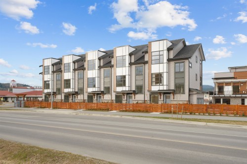 8-32929 Cherry Avenue, Mission, BC 