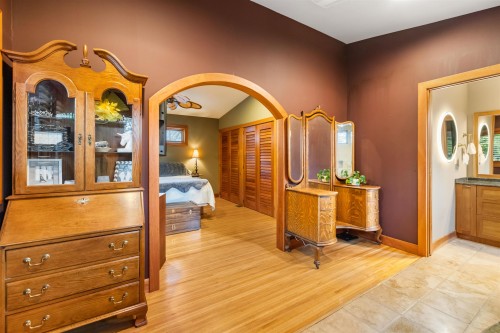 13364 57 Avenue, Surrey, BC 