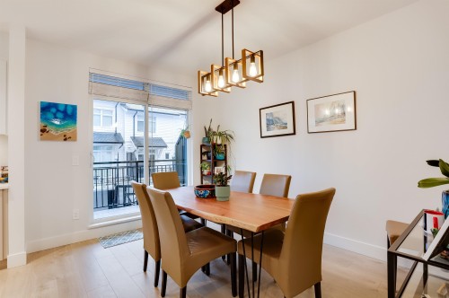 118-2070 Oak Meadows Drive, Surrey, BC 