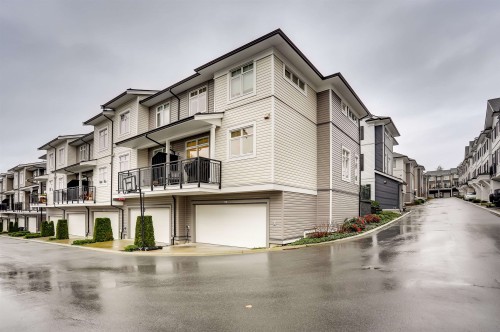 118-2070 Oak Meadows Drive, Surrey, BC 
