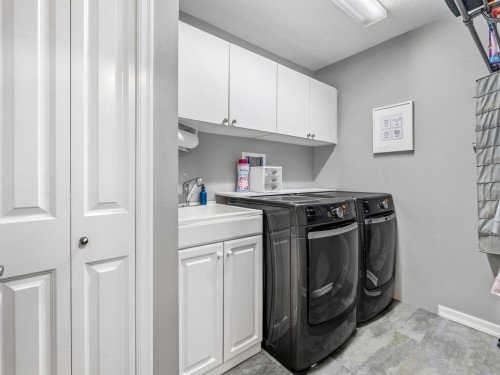 17-16995 64 Avenue, Surrey, BC 