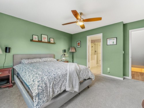 17-16995 64 Avenue, Surrey, BC 