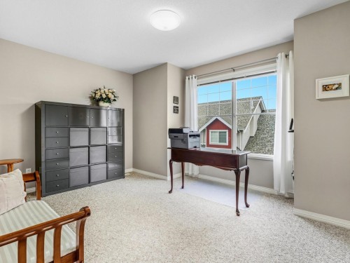 17-16995 64 Avenue, Surrey, BC 