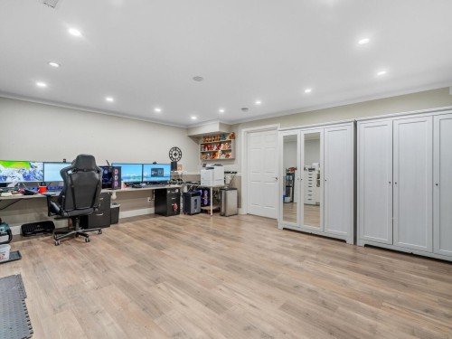 17-16995 64 Avenue, Surrey, BC 