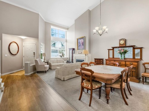 17-16995 64 Avenue, Surrey, BC 