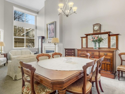 17-16995 64 Avenue, Surrey, BC 