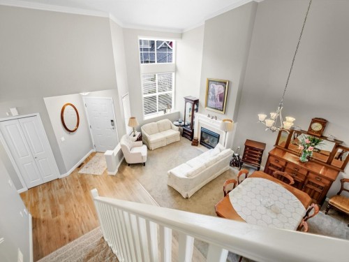 17-16995 64 Avenue, Surrey, BC 