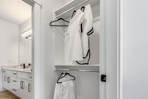 23-6035 141 Street, Surrey, BC 