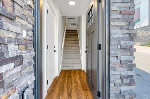 23-6035 141 Street, Surrey, BC 