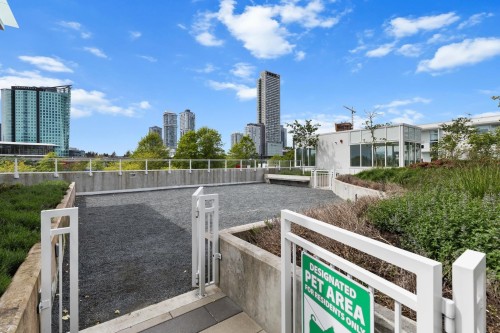 2212-13685 102 Avenue, Surrey, BC 