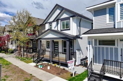 19109 67 Avenue, Surrey, BC 