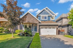 2262 Madrona Place  Surrey, BC V4A 7Z4