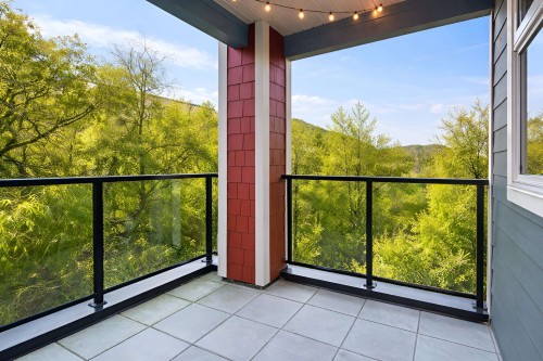 116-2238 Whatcom Road, Abbotsford, BC 