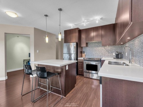 414-15735 Croydon Drive  Surrey, BC V3Z 2L5