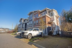 9-8370 202b Street  Langley, BC V2Y 4K8