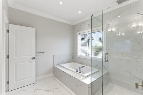 15786 23B Avenue, Surrey, BC 