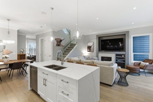 15786 23B Avenue, Surrey, BC 