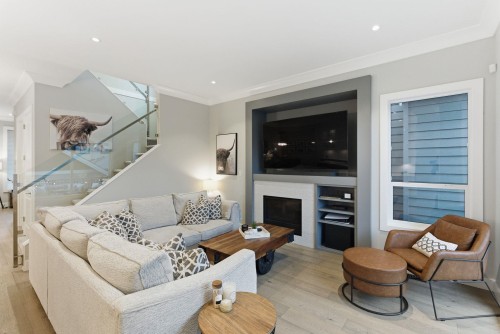 15786 23B Avenue, Surrey, BC 