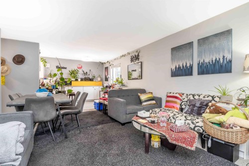 206-9682 134 Street, Surrey, BC 