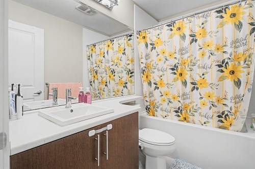 8-14888 62 Avenue, Surrey, BC 