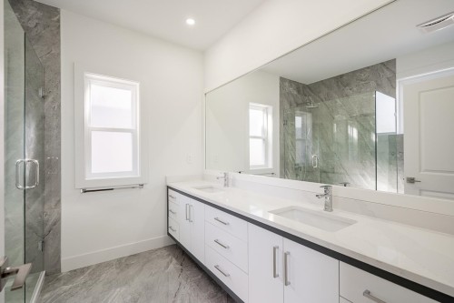 6261 148 Street, Surrey, BC 