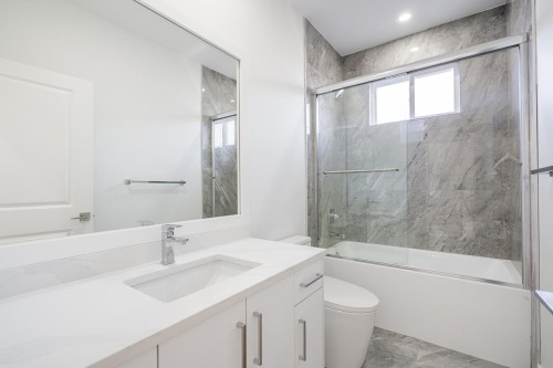 6261 148 Street, Surrey, BC 