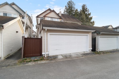 12625 Hampton Court, Surrey, BC 