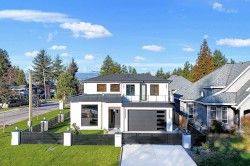 9524 118 Street Street  Delta, BC V4C 6J5